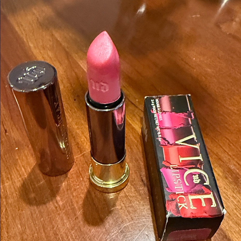 Urban Decay Vice Lipstick - Vibrant Pink